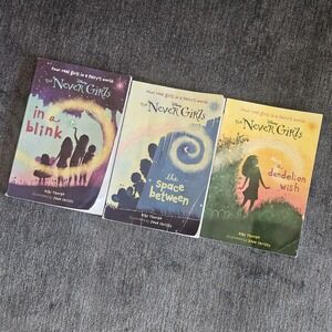 Lot Of 3 Disney The Never Girls Books Kiki Thorpe Paperback 1, 2, And 3‎